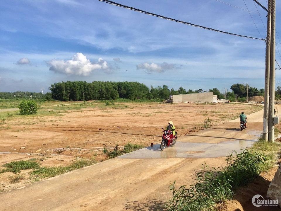 Đất Thổ Cư gần KCN Phú Mỹ - Bà Rịa - Vũng Tàu . SHR - 6 Triệu/m2 sổ liền tay .