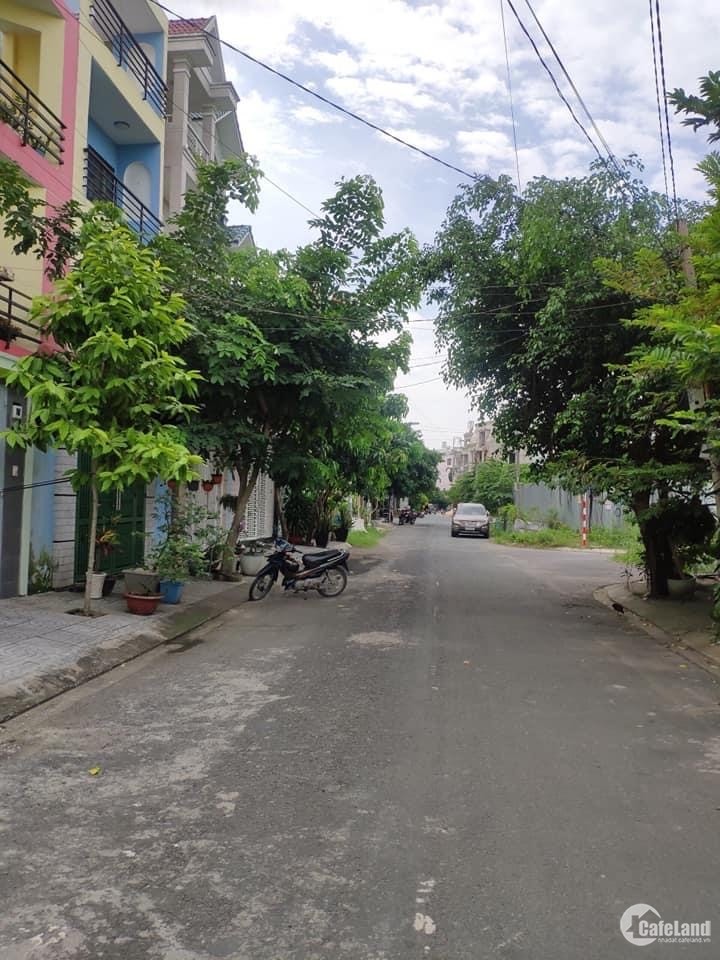 Bán gấp lô khu Nguyễn Văn Dung, Phường 6, Gò Vấp, SHR giá 3.7 tỷ/80M2, đường 8m,