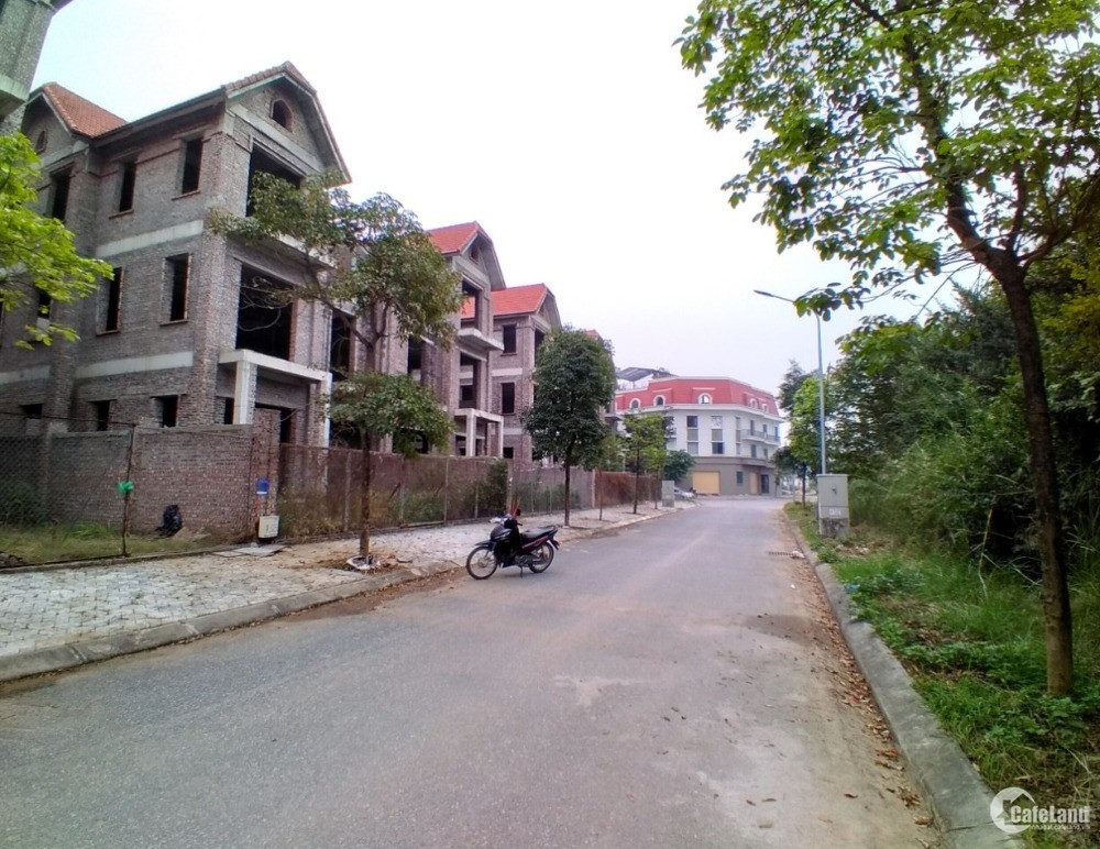 Bán Biệt thự KĐT Phú Lương-Hà Đông Dt 200m giá 48tr/m gần đường đôi view thoáng