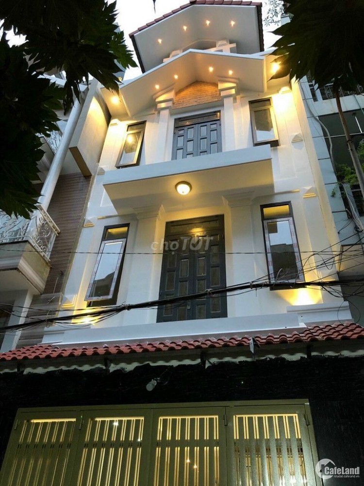 Cần vốn để kinh doanh bán gấp căn nhà hẻm xe tải Huỳnh Văn Bánh, P14, Phú Nhuận.
