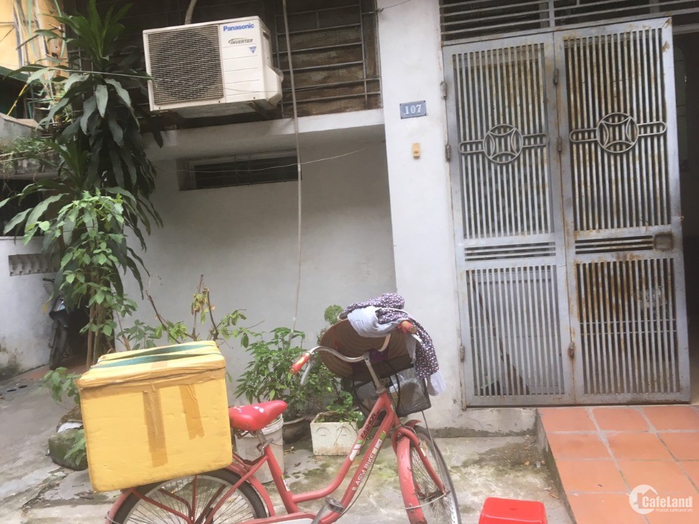 Cho thuê nhà làm văn phòng, cửa hàng, nhà ở đường Giải Phóng, Giáp Bát, Hà Nội