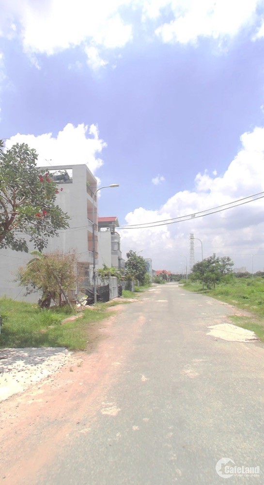 Bán đất Nguyễn Hoàng, Quận 2. Gần Mega Market An Phú, trường THPT Thủ Thiêm, chỉ