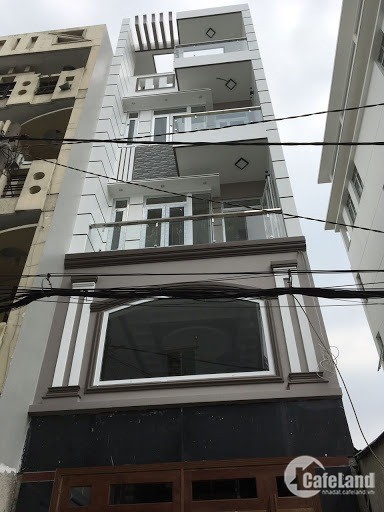 Nhà 4 tầng đúc vào ở ngay Lê Quang Định, 4x10m, chỉ 5.5 tỷ