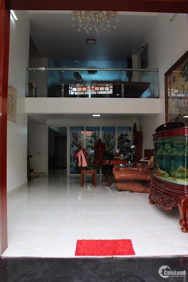 Bán nhà 3 tầng đầy đủ nội thất gỗ Hùng Thắng - Hạ Long - Quảng Ninh