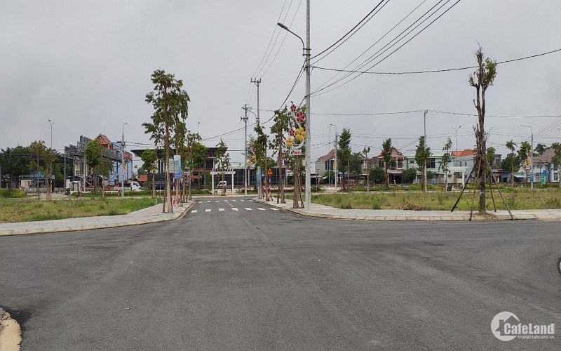 Bán lô đất Thị xã Điện Bàn 100m², mặt tiền QL1A, hạ tầng hoàn chỉnh