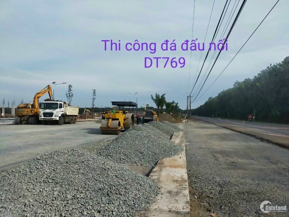 Bán gấp đất mặt tiền kinh doanh, huyện Long Thành, Đồng Nai, sổ hồng chính chủ.