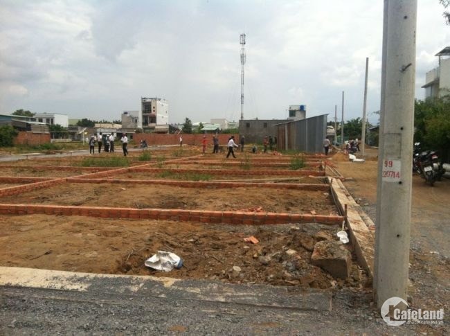 Bán gấp 2 lô đất Vĩnh Lộc B giá 8tr/m2, hỗ trợ xây dựng
