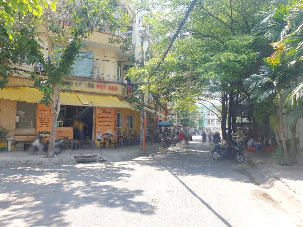 Nhà 4lầu/ST căn góc mặt tiền đường nội bộ Tạ Quang Bửu P5 Q8