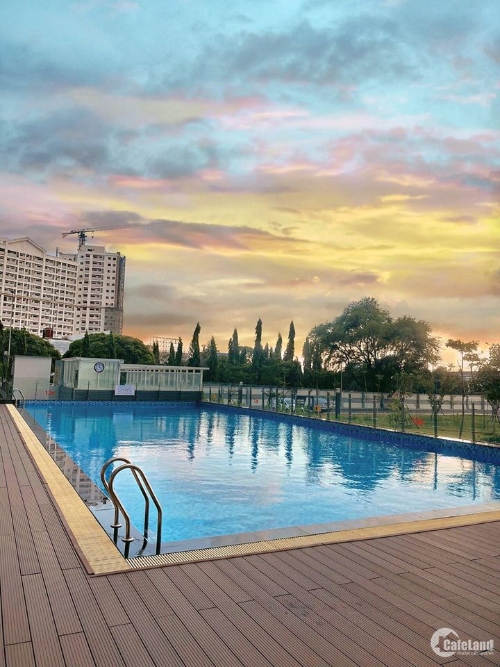 Cho thuê căn hộ tầng trung Saigon Gateway view hồ bơi giá tốt 55m2