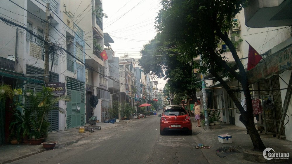 Bán nhà cấp 4 hẻm 7m đường Đỗ Thừa Luông, quận Tân Phú, DT: 4x16 Giá 6.3 Tỷ