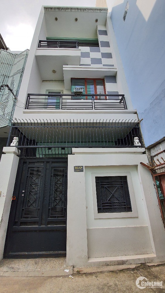 Cần bán nhà mặt phố Nguyễn Văn Đậu, Bình Thạnh, 40m2, 3 tầng, 5.5tỷ.