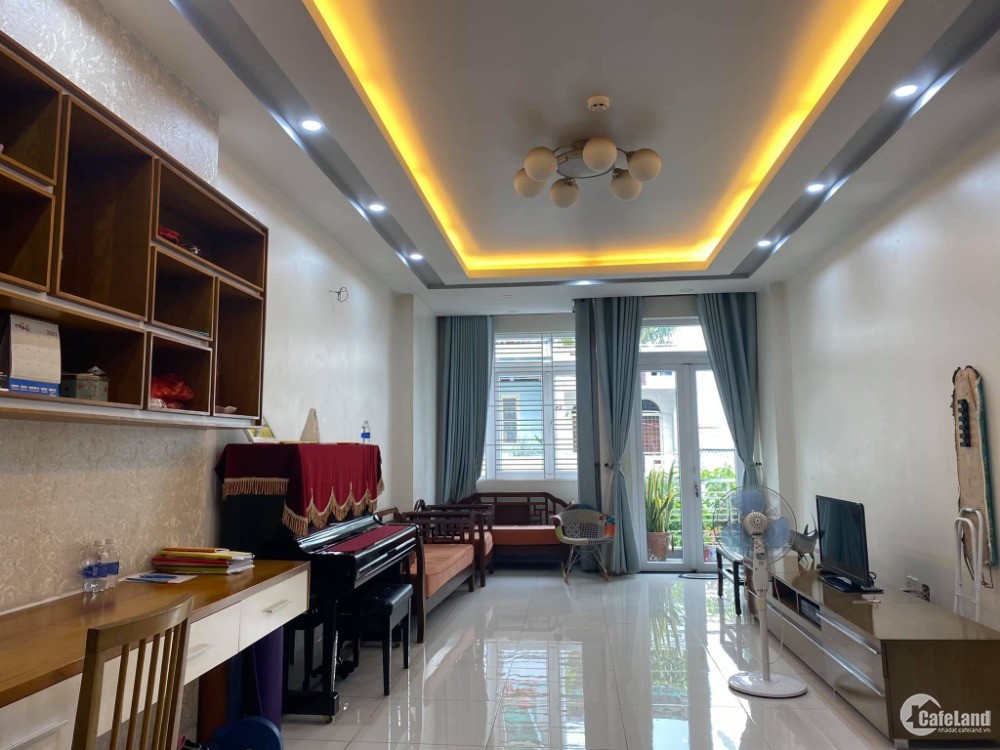 Bán nhà Nguyễn Trãi Q5, 80m2, 4 tầng, tặng nội thất,19tỷ5 [088-688-0910]