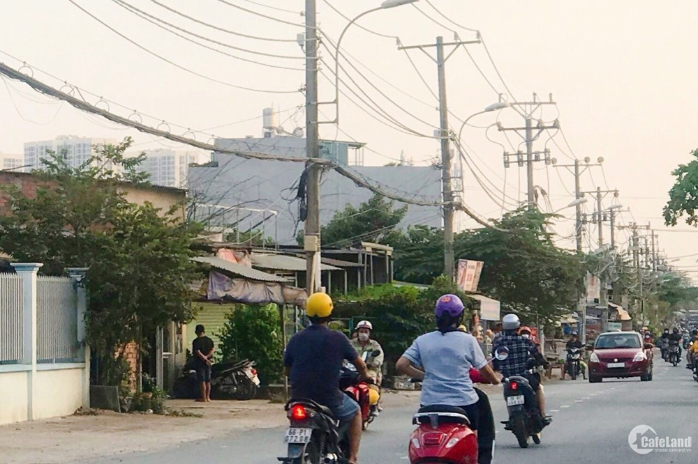Bán đất mặt tiền đường Nguyễn Xiển Q9