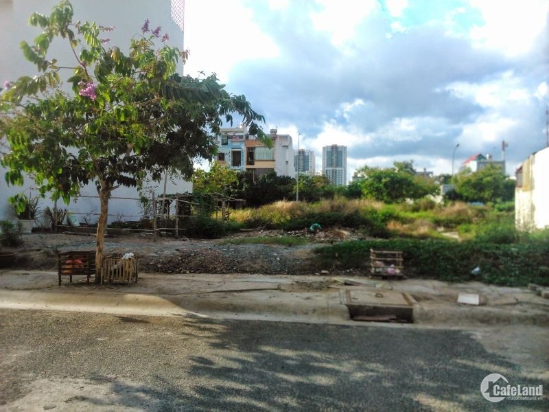 Gia đình tôi cần bán gấp lô đất sạch tại khu phố Suối Nhum phường hắc dịch