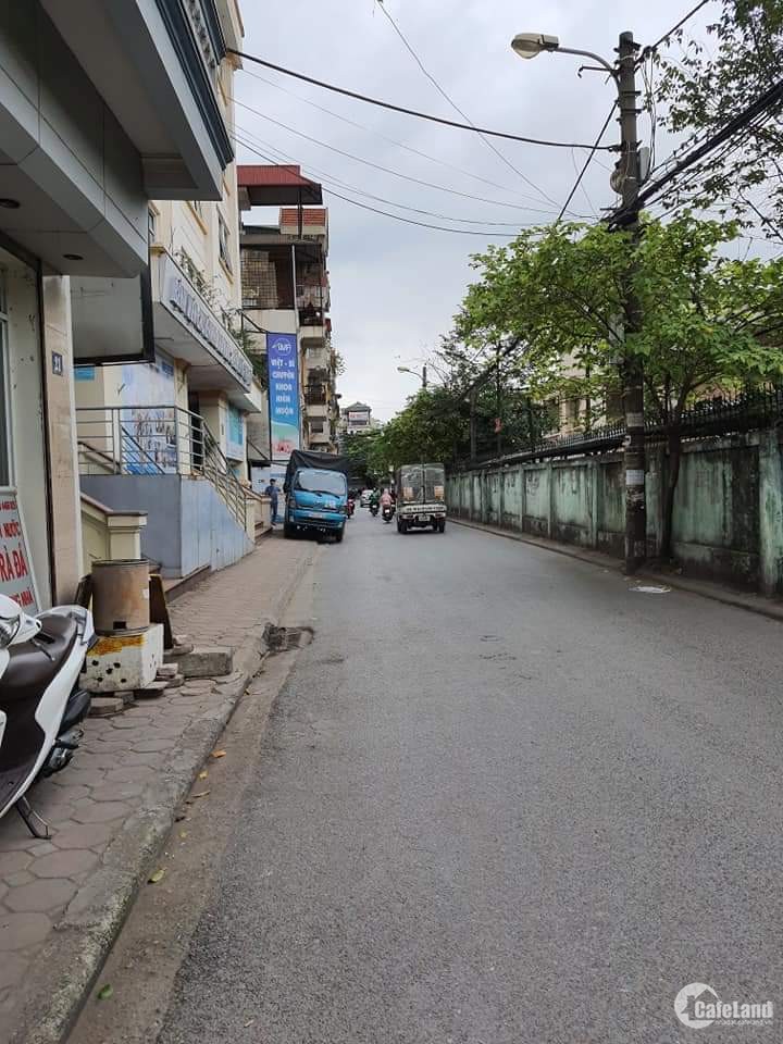 Bán nhà mặt phố Nguyễn văn Trỗi. mặt tiền 6m, 2 ô tô tránh, vỉa hè rộng, kinh