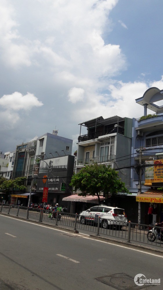 Nhà MT Bà Hom, quận 6, Hồ Chí Minh