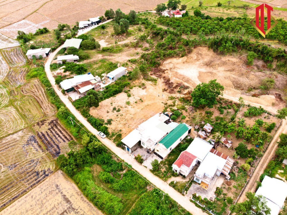 Bán đất vườn có ít thổ tại Diên Khánh dt: 450m2 giá 857 triệu