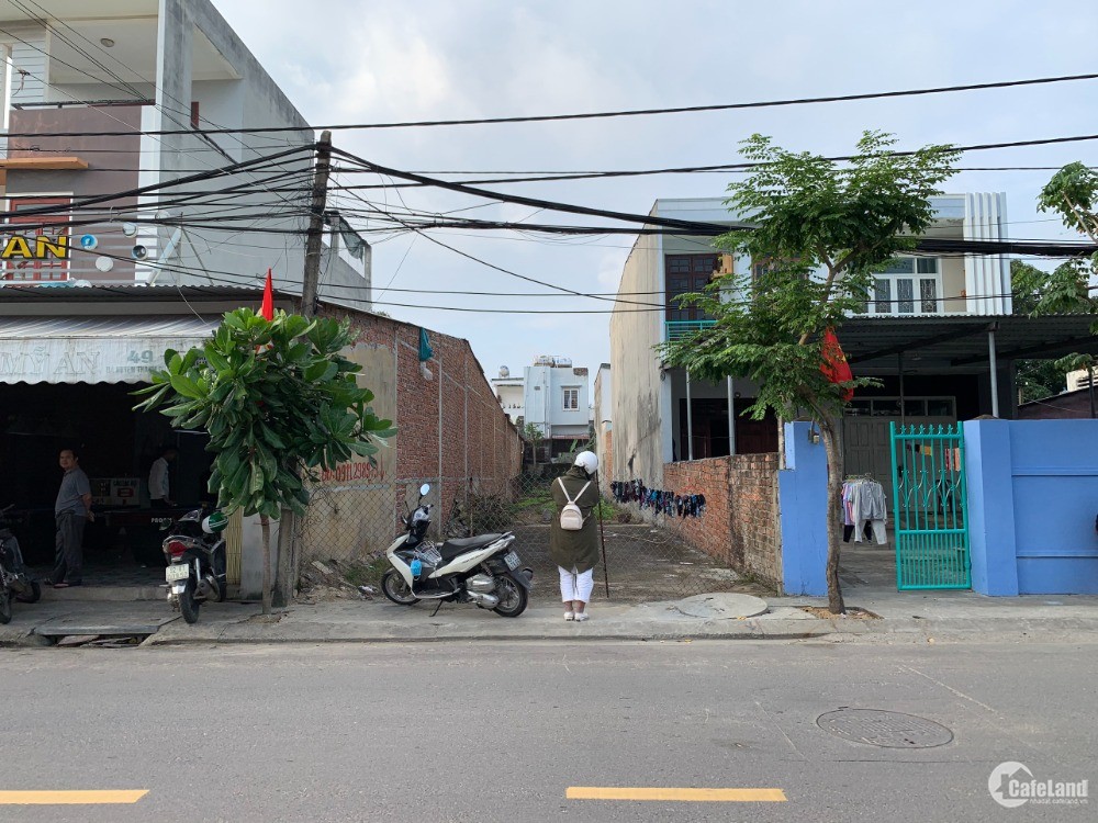 Chính chủ cần bán lô đất mặt tiền đường Bà Huyện Thanh Quan