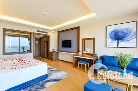 Bán gấp khách sạn 35 phòng đường Phan Văn Trị, Cách biển chỉ 50m.