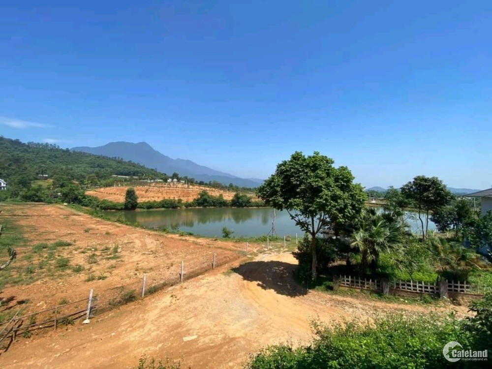 Khu vực đáng sống nhất Hà Nội, mặt hồ 1.5ha, nằm giữa 13khu resorts, rừng thông.
