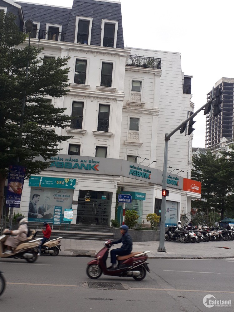 Bán shophouse 115m2, hướng TN, vị trí đẹp, giá tốt