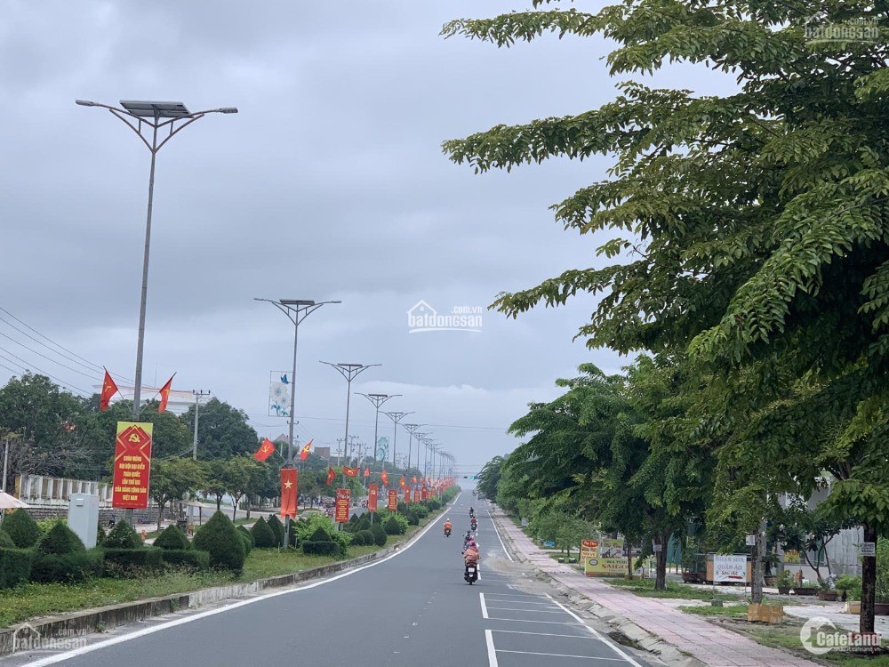 Bán đất giá rẻ,có thổ cư mặt tiền đường Lê Duẩn (QH 40m), Cam Lâm, Khánh Hòa.