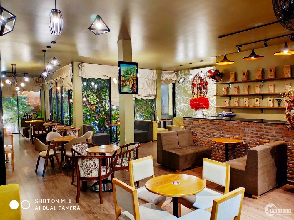 Bán quán cafe rộng 310m2 giữa lòng Đà Nẵng - Kinh doanh rất tốt