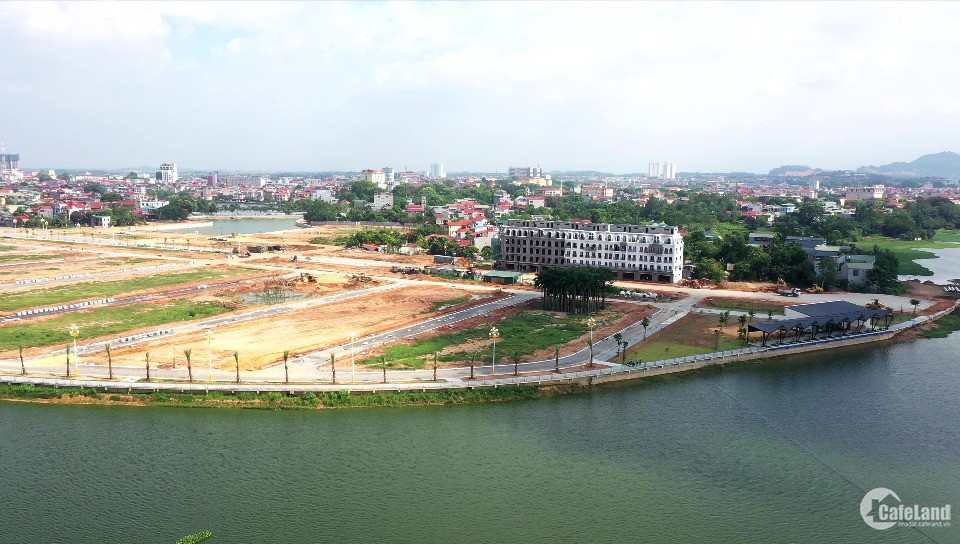 Biệt thự Đầm Vạc - Vĩnh Yên view sân golf Đầm Vạc với cây cầu kết nối 612 tỷ