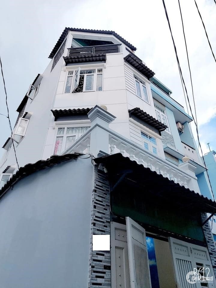 Nhà đẹp lung linh,4 tầng BTCT,HXH Nguyễn Văn Khối,P.8,GV:giá chưa tới 5 tỷ.