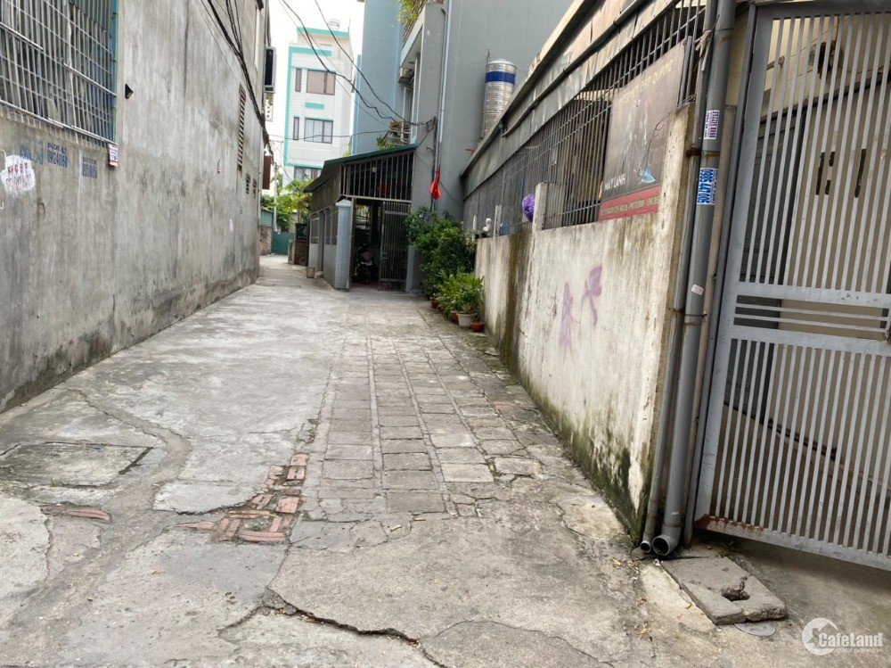 Bán nhanh 100m đất ngõ nông ngay phố Thành Trung, Trâu Quỳ, có 5 phòng trọ