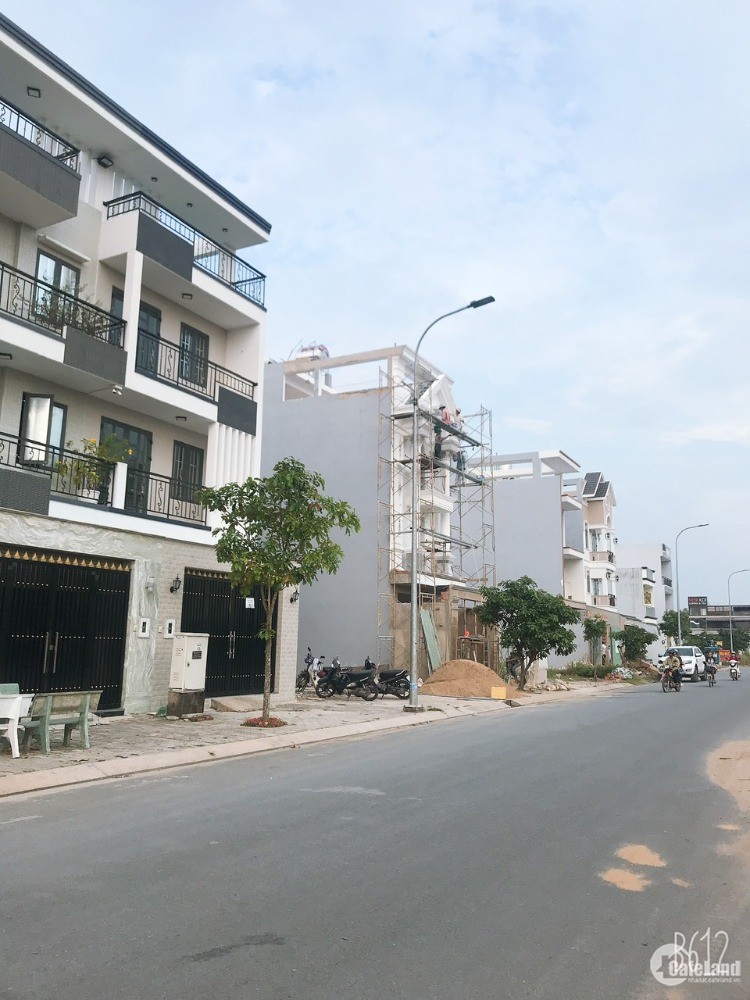 Kẹt tiền cần bán gấp lô đất 85m2 KDC Phạm Văn Hai,Bình chánh