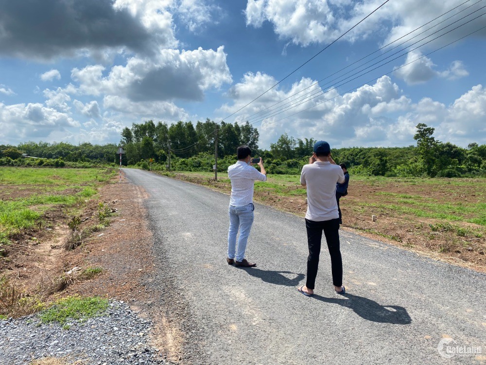 Cần bán lô đất gần TT Lộc Ninh - Bình Phước