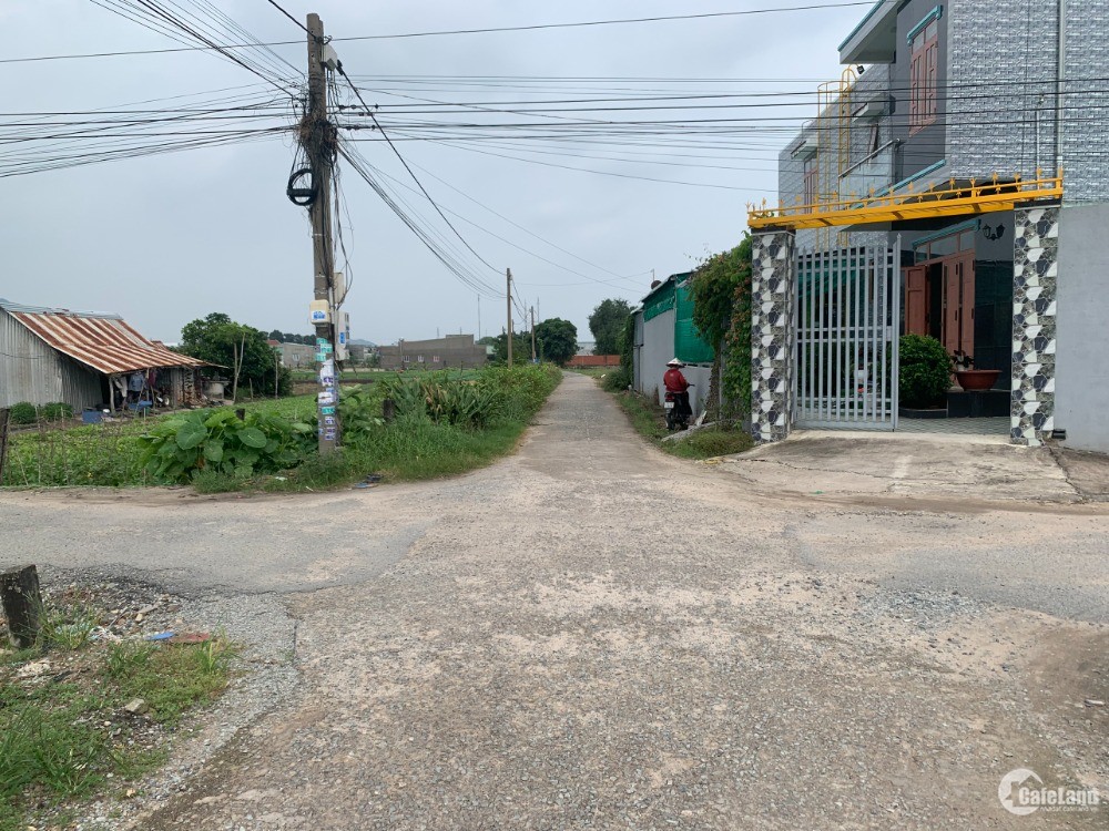 Bán đất 2 mặt tiền tại xã Tân Hải -thị xã Phú Mỹ- Tỉnh Bà Rịa Vũng Tàu