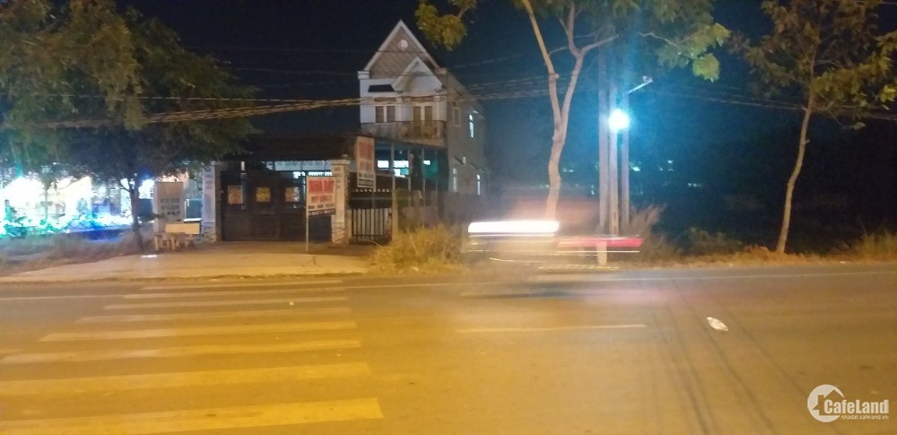 Cho thuê nhà nguyên căn+Đất mặt tiền Q.Lộ 50 để KD với diện tích 500 m2 