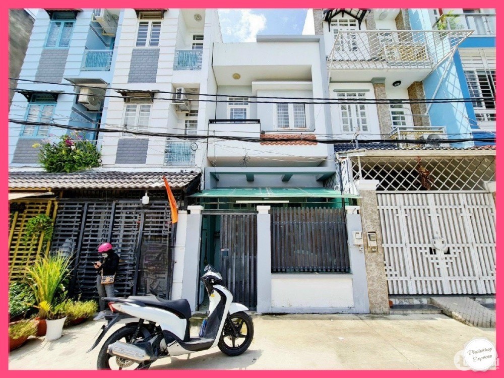 Bán nhà nằm ở Huỳnh Tấn Phát, Vị trí siêu đẹp, Giá Rẻ Bất Ngờ