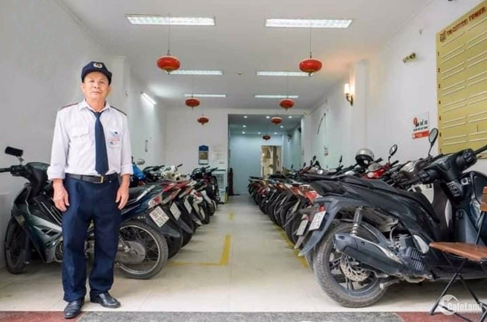 Bác chủ nhờ bán tòa văn phòng 8T mặt phố Nguyễn Xiển, 160m2, mt 6.6m 2 mặt