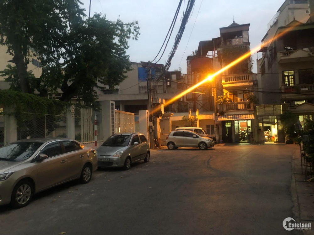 Cần bán nhà riêng,lô góc 2 mặt thoáng,50mx5Tx6.5 tỷ,Nguyễn Trãi,Thanh Xuân.