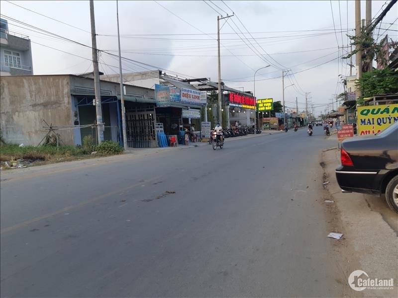 Cần tiền bán gấp lô đất ngay đường Nguyễn Văn Linh do gia đình vỡ nợ