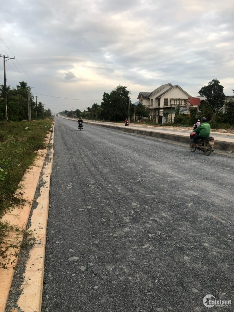 Bán đất thổ cư 8 x 36m, mặt tiền đường nhựa 40m, Thị xã Hòa Thành, Tỉnh Tây Ninh