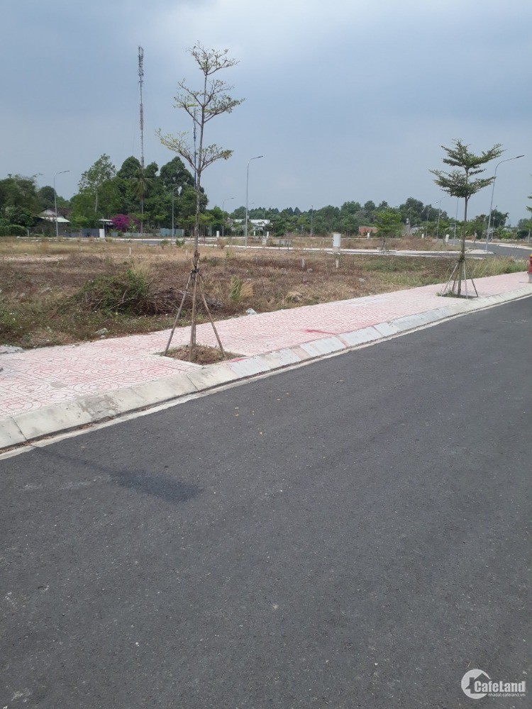 Đất MT Nguyễn Văn Khạ, SHR, XD tự do. TT 550tr nhận đất. Có Video về hạ tầng.