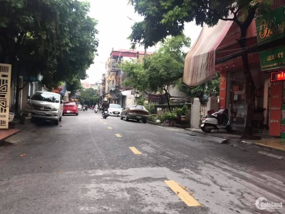 Bán đất mặt đường Nguyễn Chí Thanh, TP HD, 411m2, mt 18.11m,  KD buôn bán sầm uấ