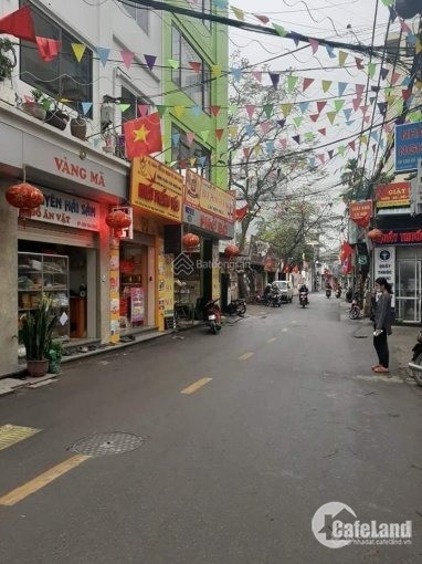 Bán nhà mặt phố Thanh Trì, 50m2 ô tô tránh kinh doanh sầm uất chỉ 4.5 tỷ