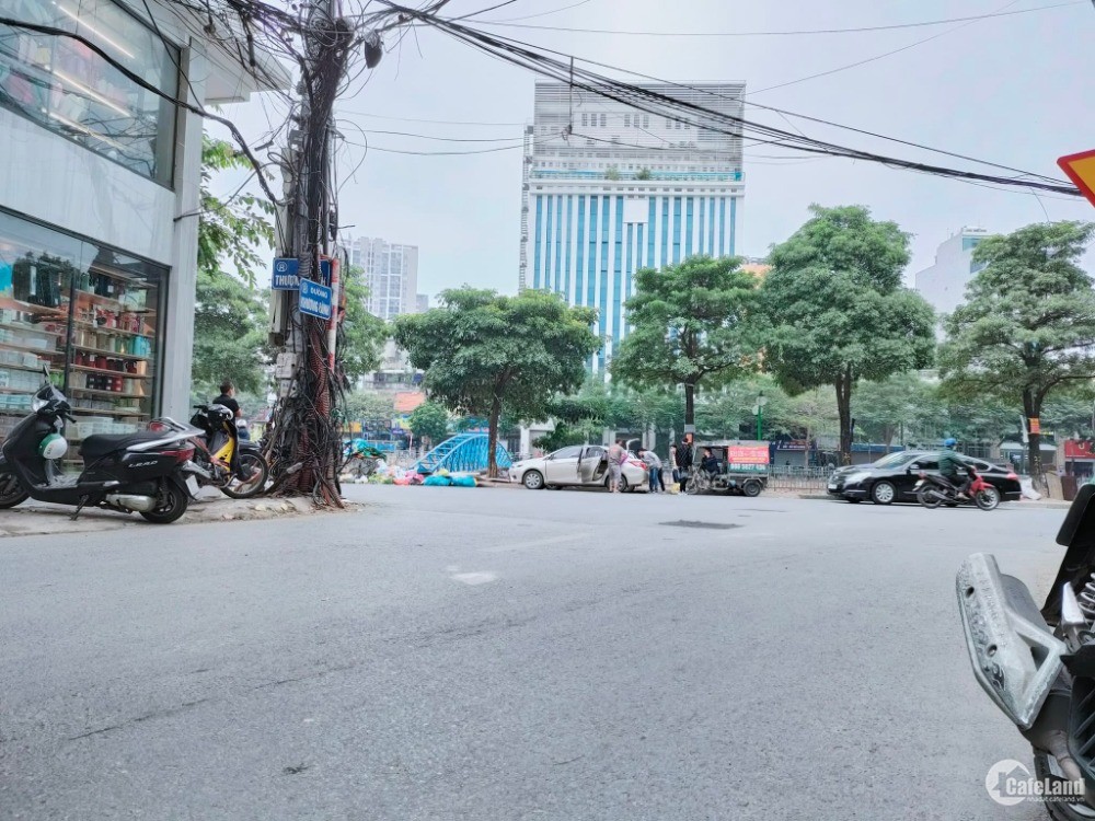 Bán nhà mặt phố Khương Đình, Thanh Xuân, Dt 71m2 x 4T, mt 5.7m, vỉa hè, kinh doa