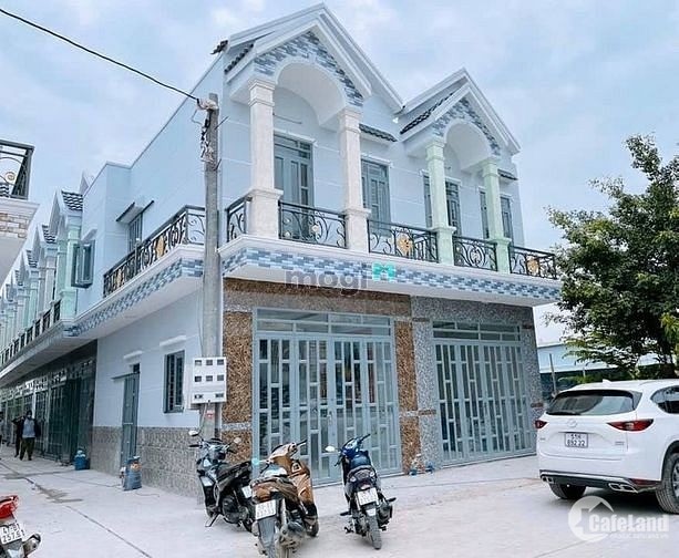 Nhà ngay chợ đông đúc xã Mỹ Hạnh Nam huyện Đức Hòa chỉ 700tr