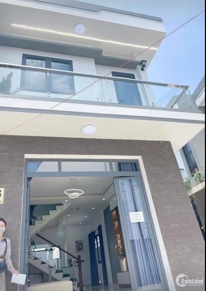 Chính chủ bán nhà mới xây 1 trệt 1 lầu mt Nguyễn Thị Tú giao chợ Bình Thành