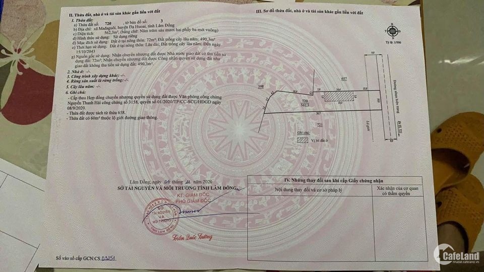 bán gấp lô đất gần đến  trường lái xã madaguoi da huoai .ld cách 721 gần 200m