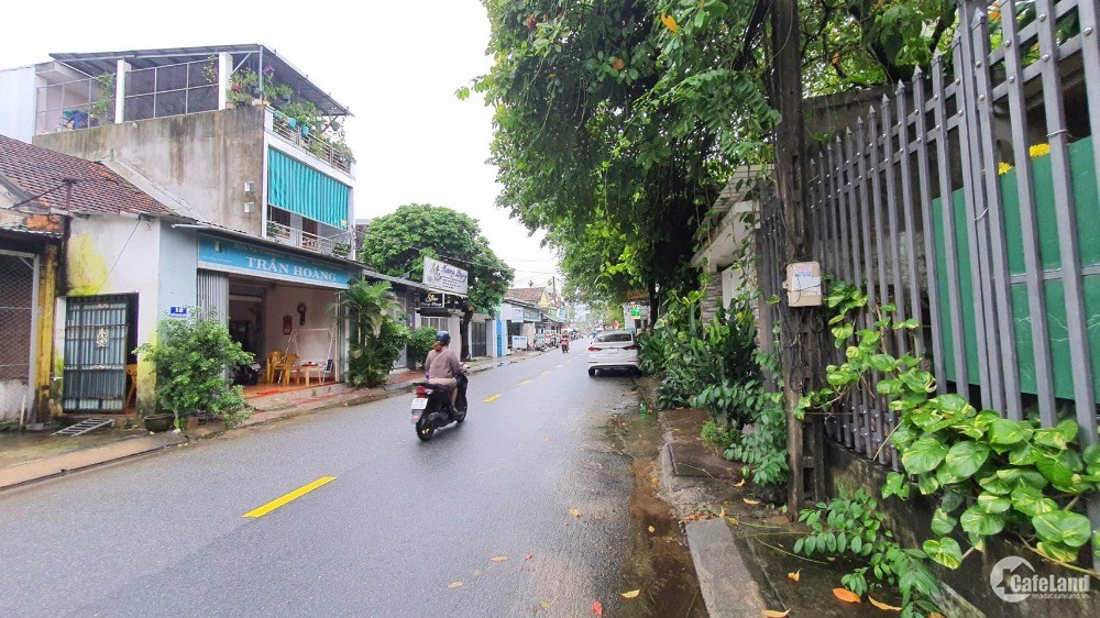 Chính chủ gởi bán đất mặt tiền đường Trần Quang Diệu gần đoạn Nguyễn Công Phư