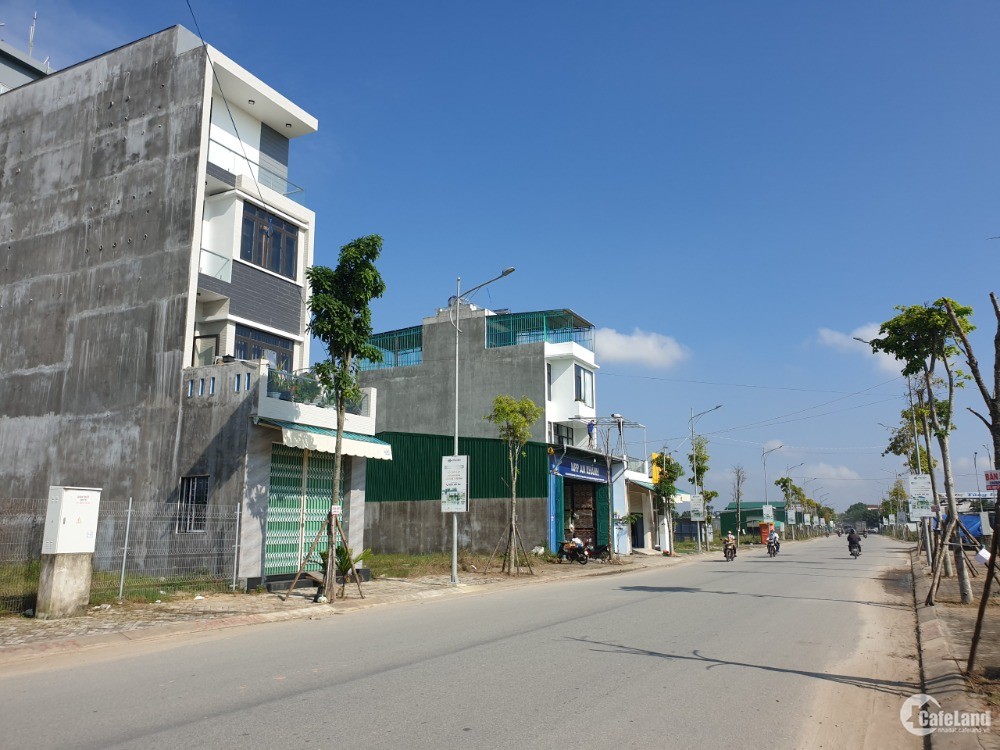 Bán lô mặt tiền đường Nguyễn Công Phương