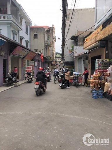 Nhà mặt phố Phan Đình Giót - kinh doanh - lô góc - giá rẻ