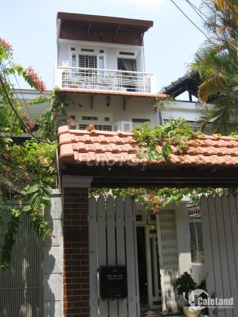 Bán nhà 3 tầng HXH đường Trần Hữu Trang, Q.Phú Nhuận, công nhận 85m2 đất, giá 14